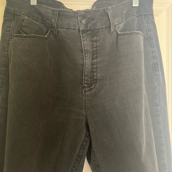 Seven for all mankind black ripped tummyless high rise jeans size 16 - Picture 2 of 9